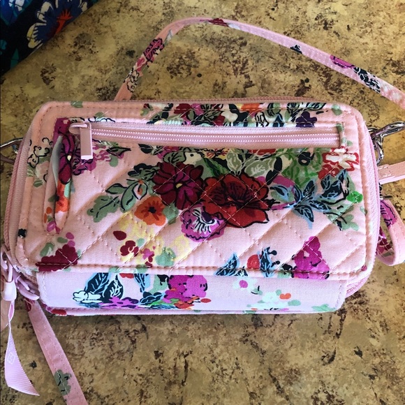 Vera Bradley Bundle - Picture 6 of 7